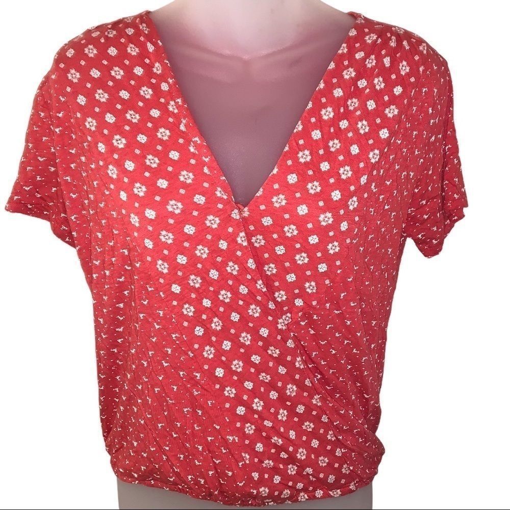 5 For $50🔥  Lucky Brand Red Faux Wrap Top V-neck elastic waist